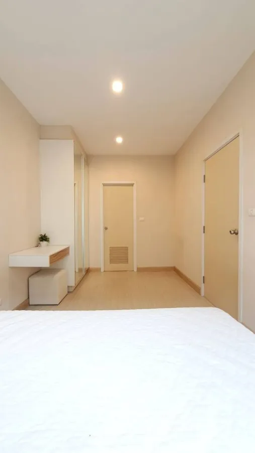 Condo for sale, rent, The Privacy Ngamwongwan 18, 1 bedroom, 1 bathroom, very good price until you will be shocked.
