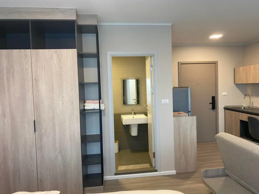 For rent dcondo Hideaway Rangsit ห้องแต่งได้อย่างลงตัว ชั้น 8 วิวโล่ง โซฟาปรับนอนได้ จองด่วนๆจ้า