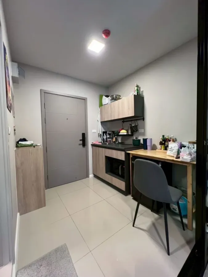 ให้เช่า dcondo Hideaway Rangsit ห้องพร้อมอยู่ เฟอร ์เครื่องใช้ไฟฟ้าครบ มาจับมาจองได้แล้ววันนี้ อย่าพลาด