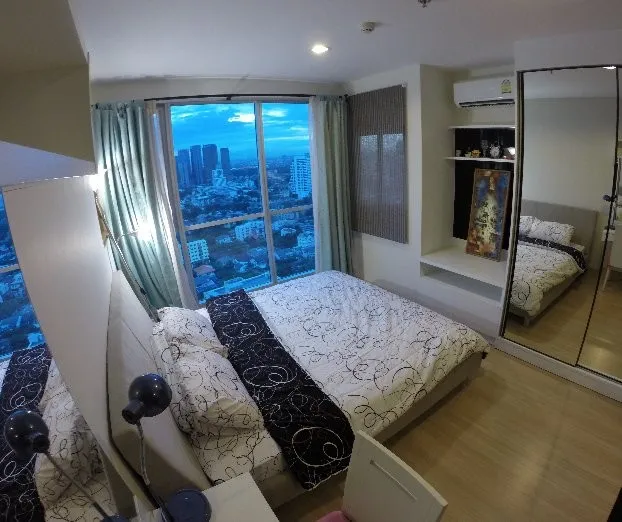 ขาย ให้เช่า คอนโด ไลฟ์ แอด ลาดพร้าว 18 ชั้นสูง วิวสวย ห้องตกแต่งครบครัน โซฟาตัวใหญ่นั่งสบาย สนใจจองเลย