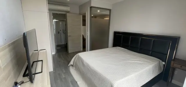 Sale The Room Sathorn ตกแต่งด้วยเฟอร์นิเจอร์อย่างดี มาพร้อมขนาดที่กว้างขวางสุดๆ มาแต่ตัวเข้าอยู่เลย images
