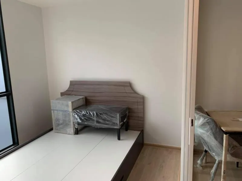 Premio Quinto, very new room, fully furnished, beautiful, hurry up, it's slow!!