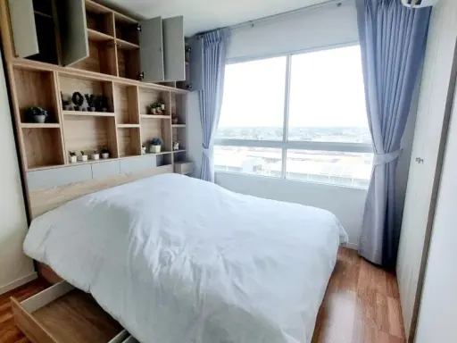 For sale: Lumpini Nawamin Sri Burapha, excellent built-in bedroom, lots of storage space, open and comfortable view, hurry and book now.
