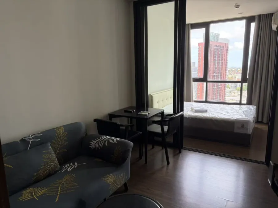 Selling The Line Sukhumvit 71, 24th floor, fully furnished unit. Ready to move in! Book now, don't miss out!