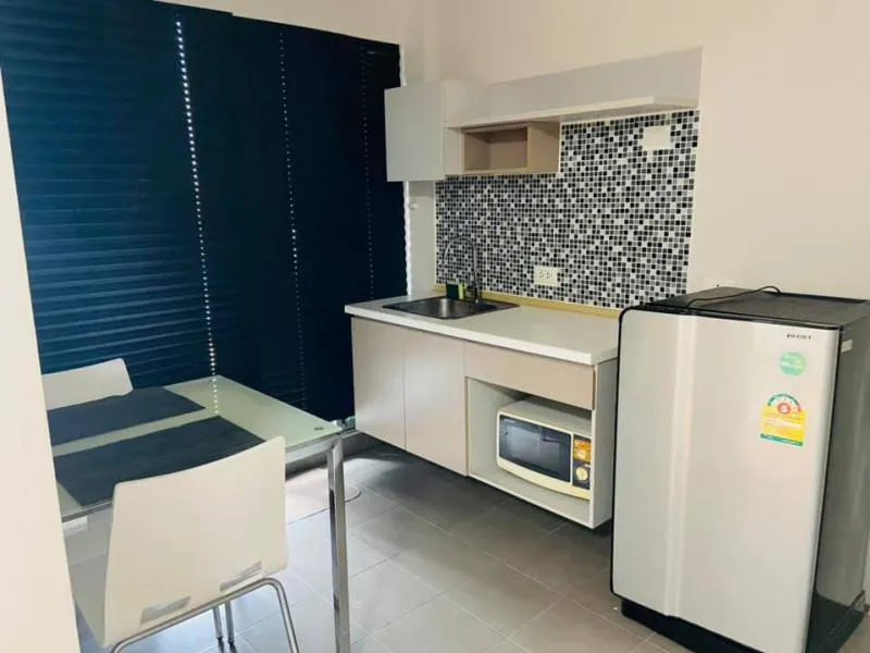 For rent ดีคอนโด รามคำแหง 1 ห้องนอน 1 ห้องน้ำ ห้องดีพร้อมอยู่ เพียง 8500/เดือน รีบจับจองเลยจ้า