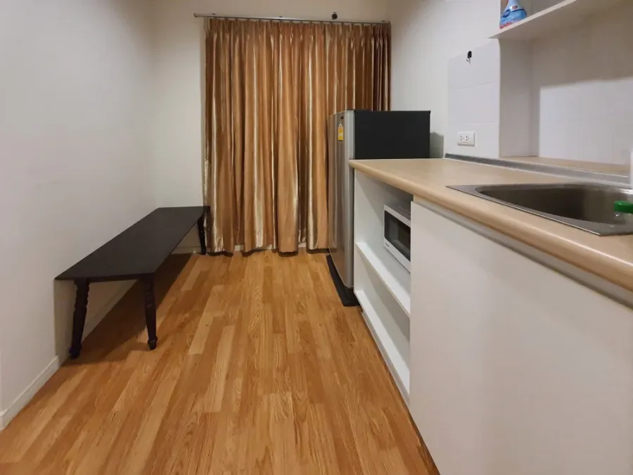 For rent: Lumpini Park Phetkasem 98, rooms clearly separated, perfectly divided into zones, comes with a great price. You must not miss it.