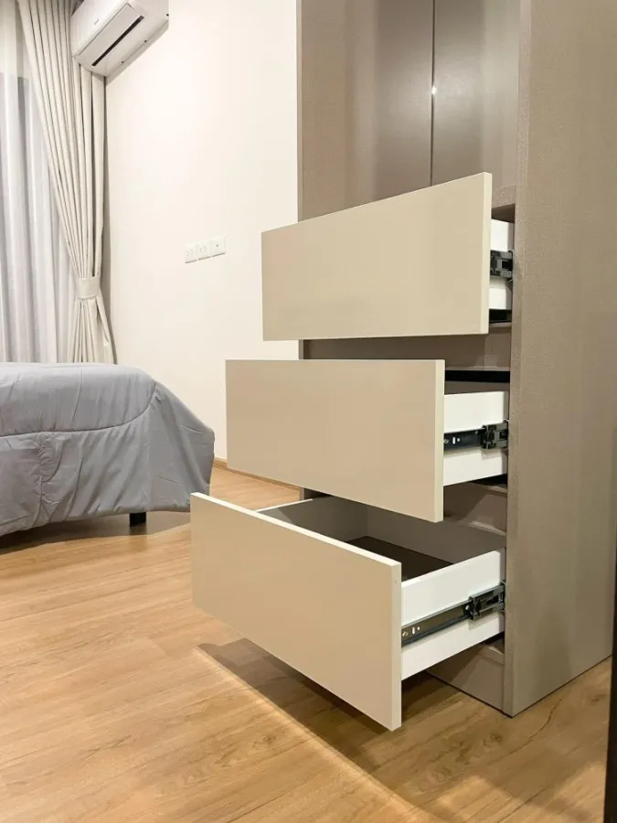 For rent or sale, The Line Vibe, high floor, very spacious room with a big screen TV. Movie lovers, don't miss out. Book now, get it first.