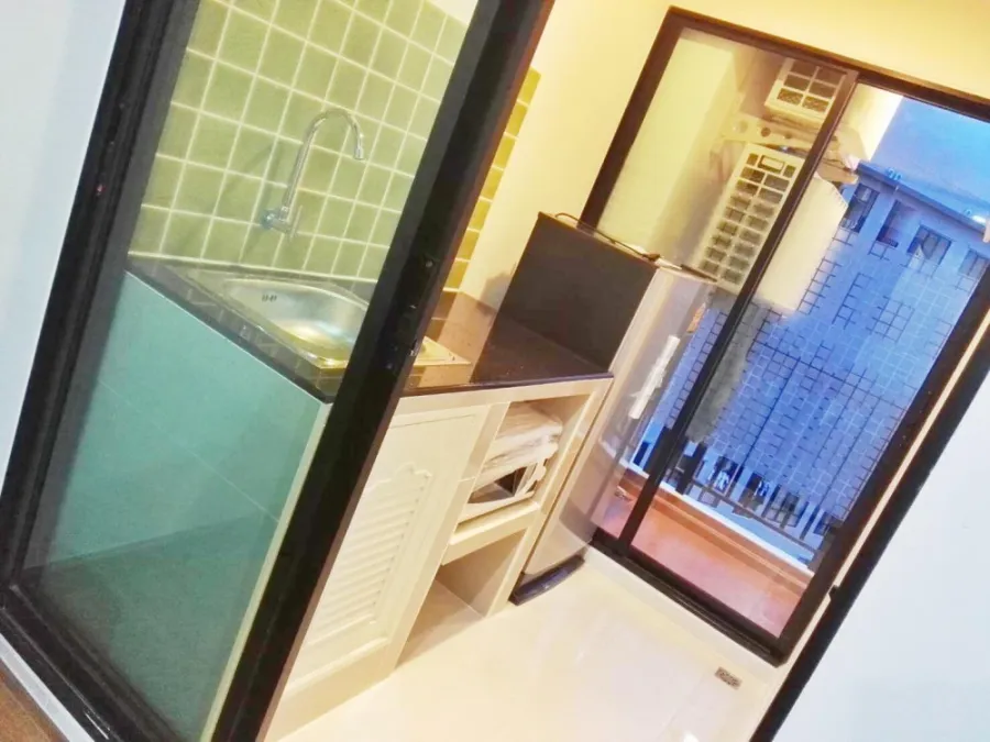 For rent, Regent Home 18 Chaengwattana-Laksi. separating the bedroom Complete facilities. Hurry up to reserve.
