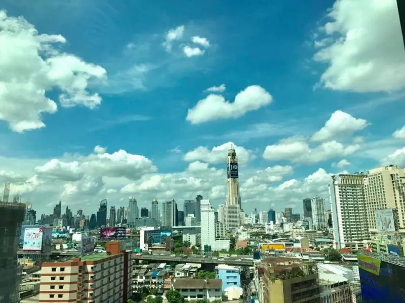 ขายหรือให้เช่า โครงการ The Capital ราชปรารภ-วิภาห้องมุมพร้อมอ่างอาบน้ำ เฟอร์built-in เข้าอยู่ได้เล๊ย