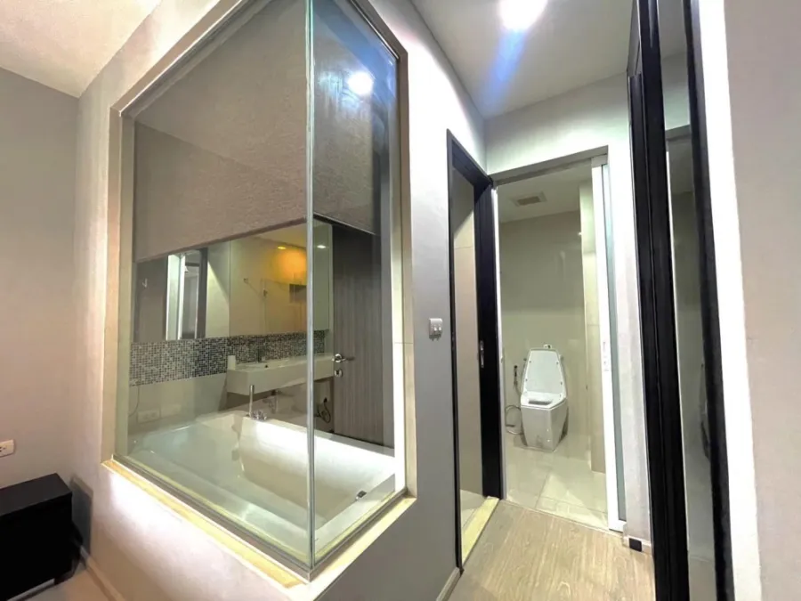 For rent: Rhythm Sukhumvit 44/1, ready to move in, 16th floor, beautiful view, great price, you'll regret it later.