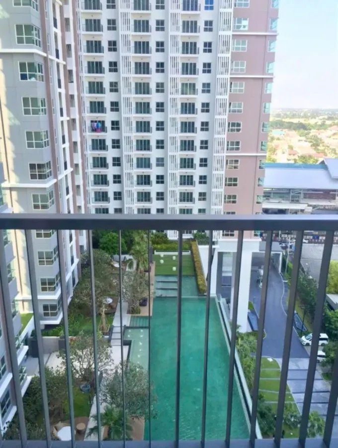 ให้เช่า The Parkland Phetkasem 1 ห้องนอน 1 ห้องน้ำ ติดวอลเปเปอร์อย่างดี เดินทางสะดวก จองเลย