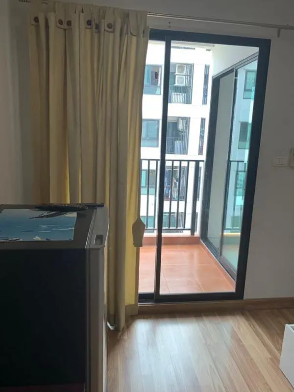 ให้เช่า Regent Home 15 แจ้งวัฒนะ ชั้น12 วิวสระว่ายน้ำ พร้อมเฟอร์ เดือนละ 6000 คุ้มๆรีบเลย