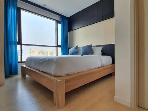 For rent Fuse Sathorn-Taksin, the room is on the 27th floor, the top, north, pool view, Build-in room, complete here, book now. images