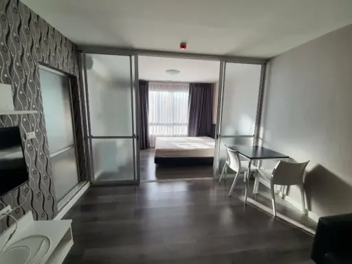 For rent!! D Condo Campus Rangsit Phase 1, 7th floor, Building D, swimming pool view, fully furnished, just bring your bags and move in!!