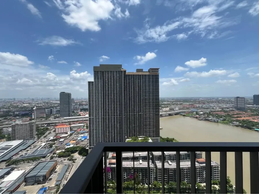 ให้เช่า คอนโดริมแม่น้ำ The Politan Aqua เป็นห้องมุมตึก ผนังห้องนอนไม่ติดกับห้องอื่น ได้ความสงบ เป็นส่วนตัว จองเลย