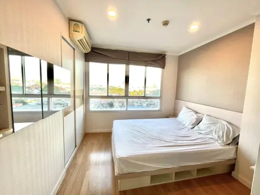 For rent, Lumpini Park Pinklao, Building A, 9th floor, beautiful room, recently renovated, fully furnished, ready to move in, hurry and reserve now.
