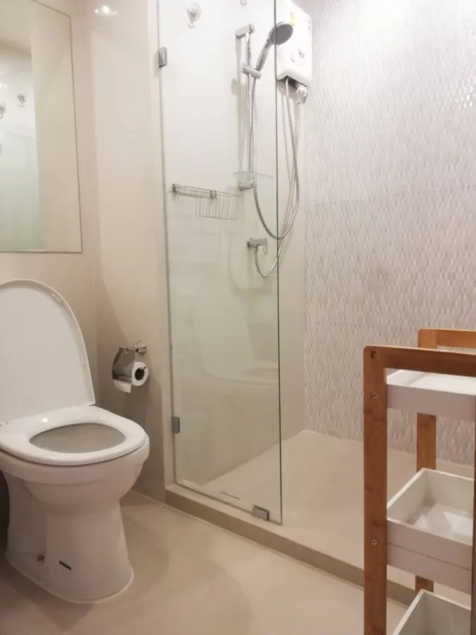 Sell / rent Condo Life Sukhumvit 48, convenient transportation, furniture is ready, don't wait.