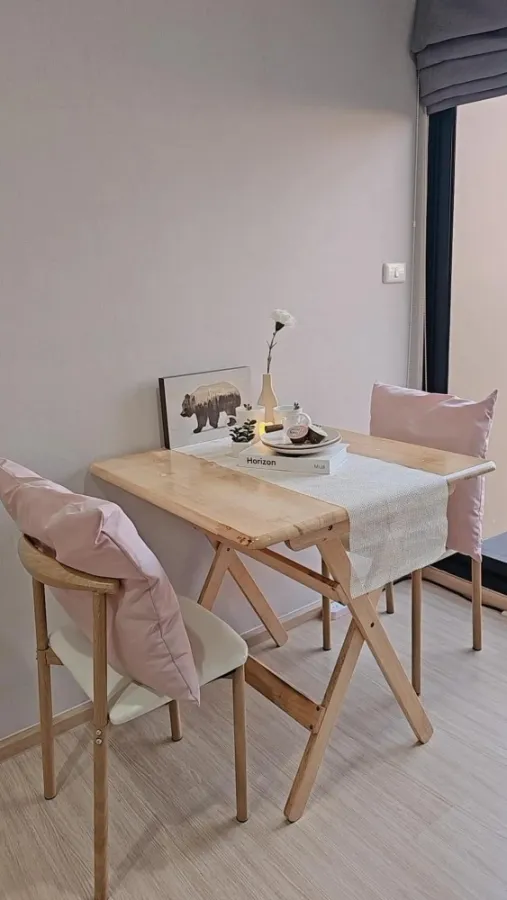 For rent, Plum Condo Pinklao Station, decorated in a minimalist style, very livable, complete with electrical appliances. If interested, reserve now.