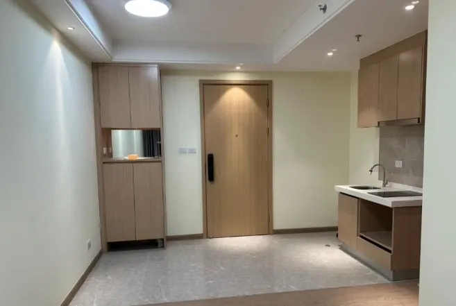 ขาย Regal Sathorn-Narathiwat ชั้น 8 ห้องกว้าง สนใจเป็นเจ้าของ รีบจองเลย