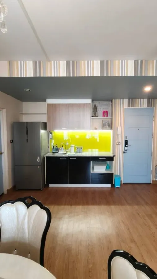 For sale: The Iris Rama 9-Srinakarin, 1 bedroom, 1 bathroom, fully furnished, JW Tower view, reserve now.