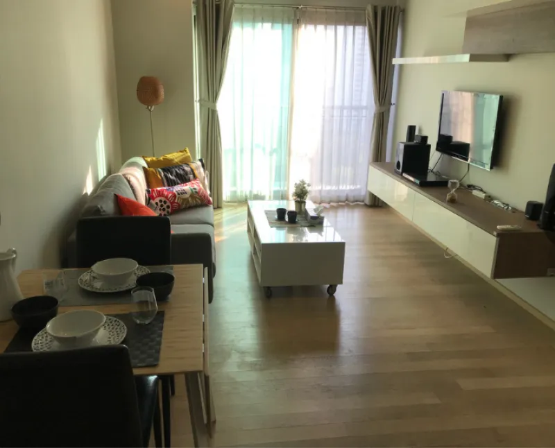 Rent / sale Noble Refine condo, fully furnished. Appliances ready Can only stay