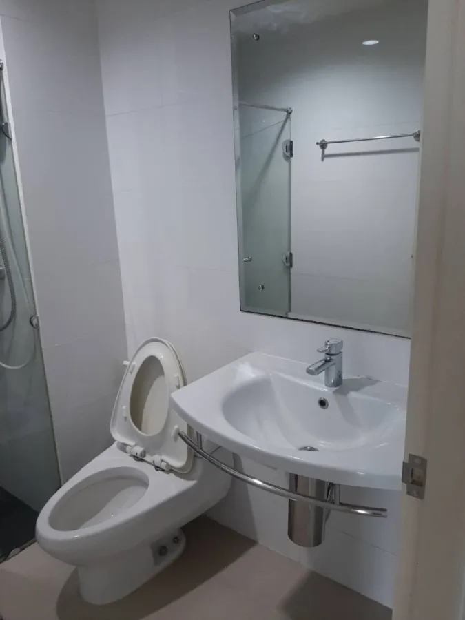 ให้เช่า เมโทร สกาย รัชดา ห้องพร้อมอยู่ สิ่งอำนวยความสะดวกครบ ราคาไม่แรง รีบมาจับจองเลยอย่าพลาด