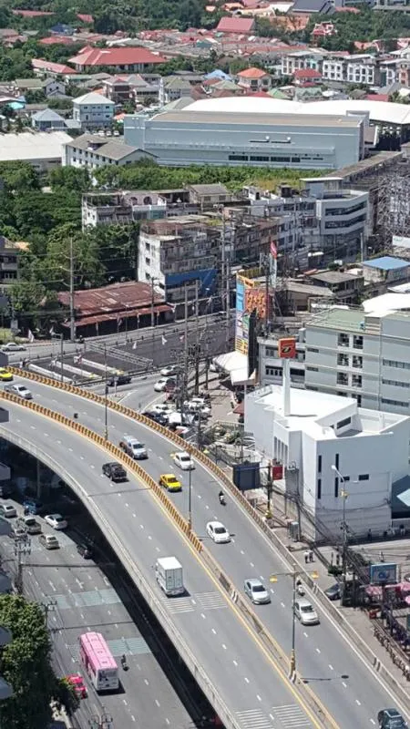Condo for sale Lumpini Ville Chaengwattana, Pak Kret, corner room, next to the balcony, 180 degree view full river view