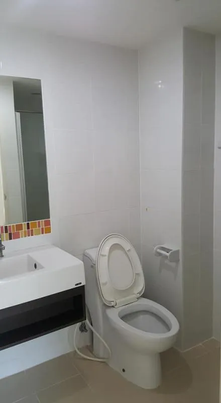 Condo for rent, Den Vibhavadi, fully furnished. Just carry your bags and move in. Don't wait.