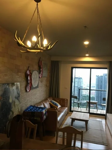 ให้เช่า!! คอนโด บลอคส์ 77 ชั้น 25 ตกแต่งสวย เฟอร์นิเจอร์ครบ พร้อมเข้าอยู่ รีบจองเลย ด่วนๆ!!