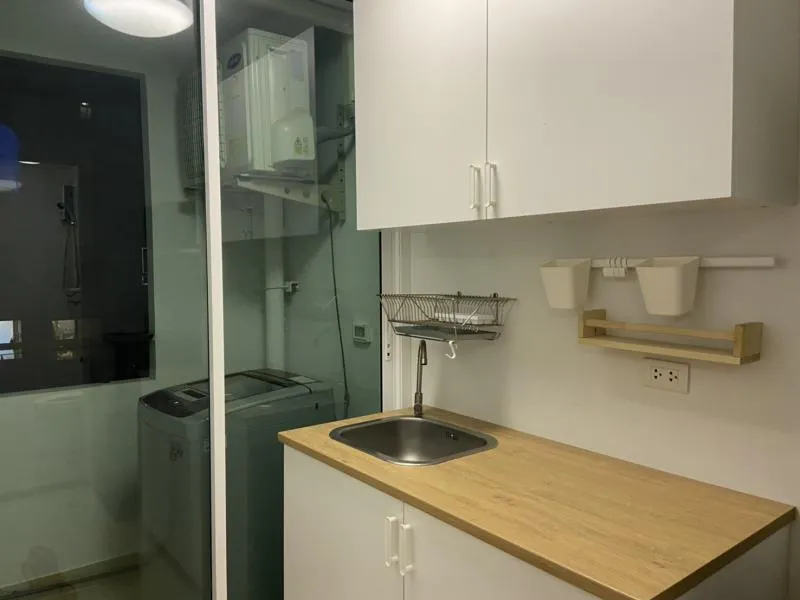 Wow, very nice room. Sale Plum Condo Phaholyothin 89, well decorated. full furniture Good room like this. Hurry up.