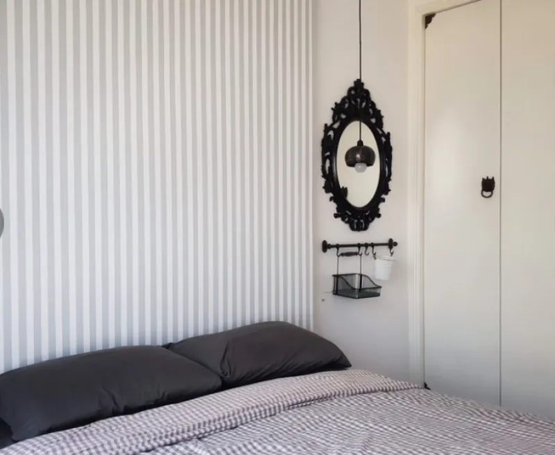 ** True Thonglor Condo ** Beautiful room, fully furnished, complete with full facilities. Hurry and rent urgently.