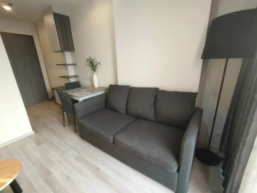 Condo for sale, Centric Ratchada-Huay Kwang, ready to move in, complete facilities. Hurry up to reserve it.