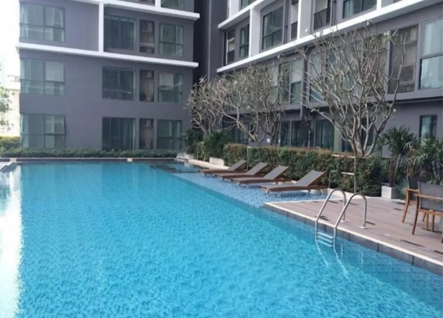 For rent!! Condo Ideo Mobi Sathorn-Taksin, 21st floor, corner room, fully furnished, ready to move in. Don't miss it, book now!!