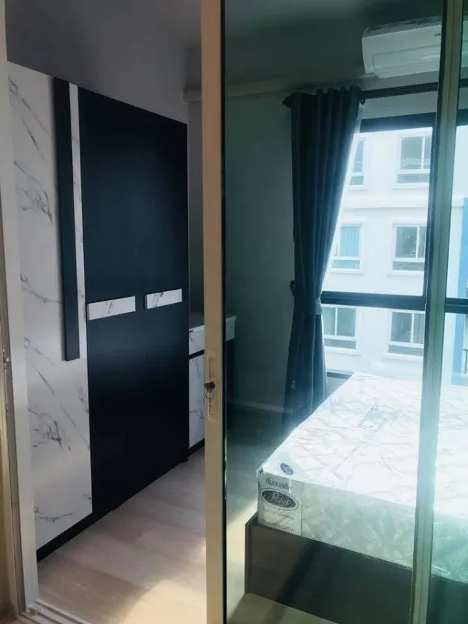 For rent: UNIO Ramkhamhaeng - Serithai, 7th floor unit, fully furnished with appliances. Book now!