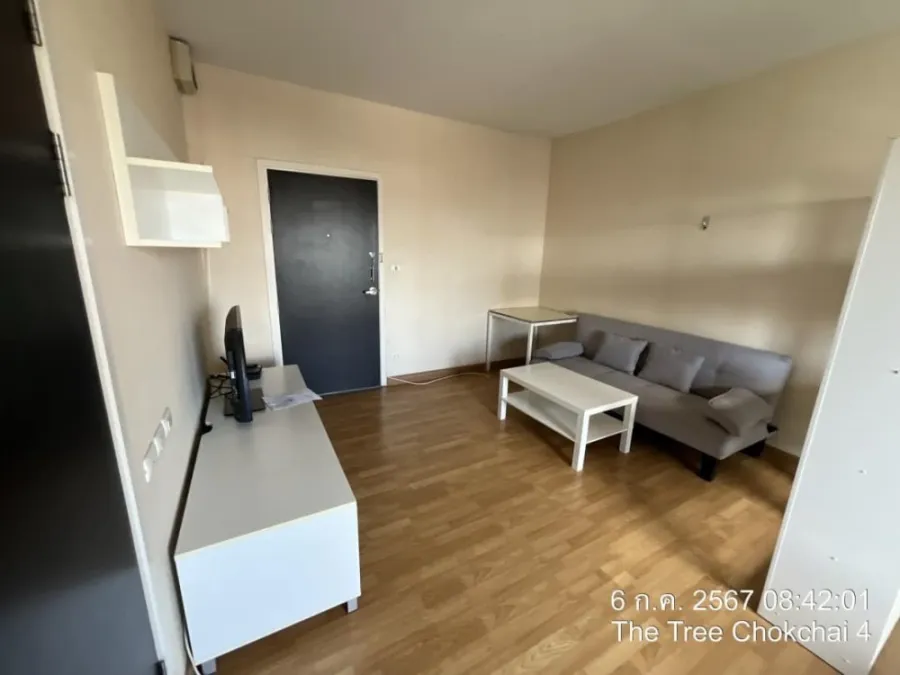 For rent: The Tree Lat Phrao-Wang Hin, studio room, 8th floor, comes with furniture and electrical appliances. Reserve now, don't delay.