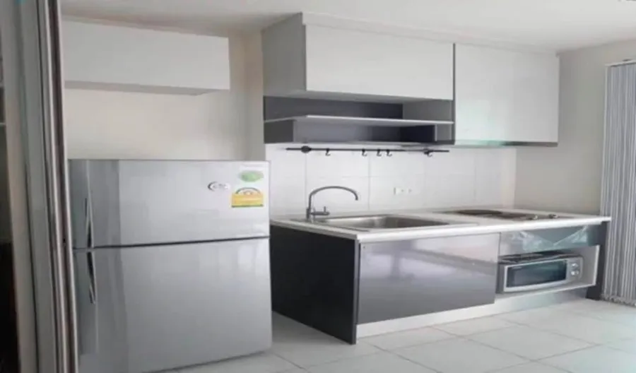 Condo for sale, The Base Chaengwattana, 10th floor, pool view fully furnished room Ready to move in. Book now.