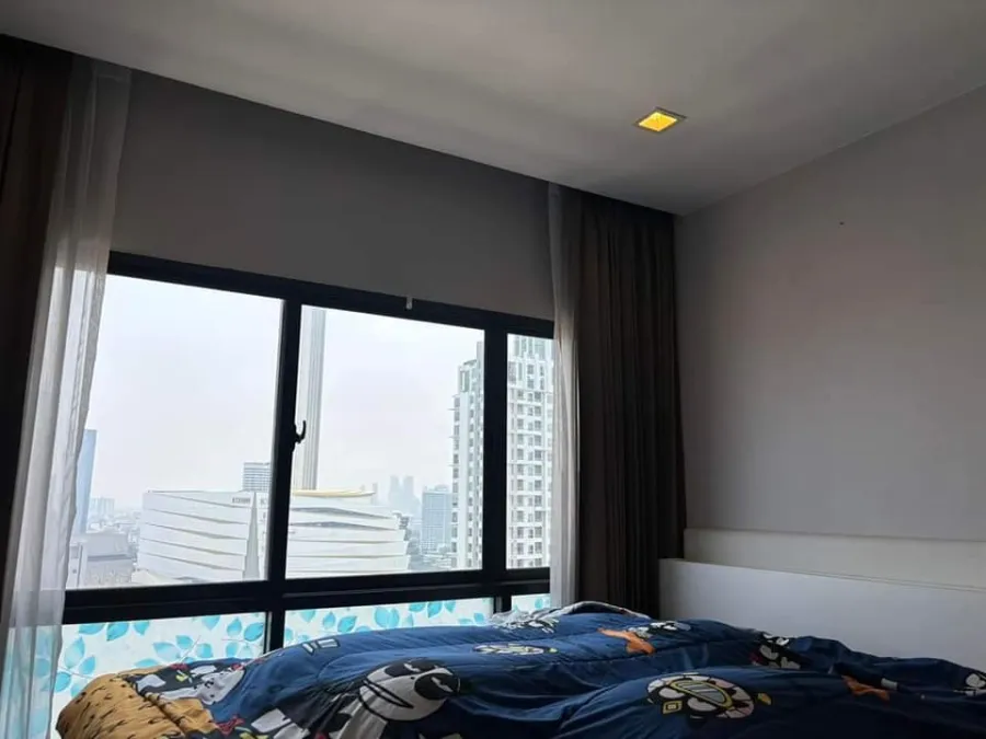 Urbano Absolute Sathorn-Taksin for sale, 25th floor, Icon Siam view, fully furnished, all in one place, great value, don't miss it.