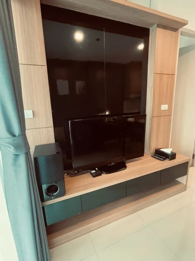 ให้เช่า ไอดีโอ รัชดา – ห้วยขวาง เฟอร์นิเจอร์ built-in ทั้งห้อง บอกเลยว่าน่าอยู่สุดๆ จองเลย ด่วนๆ