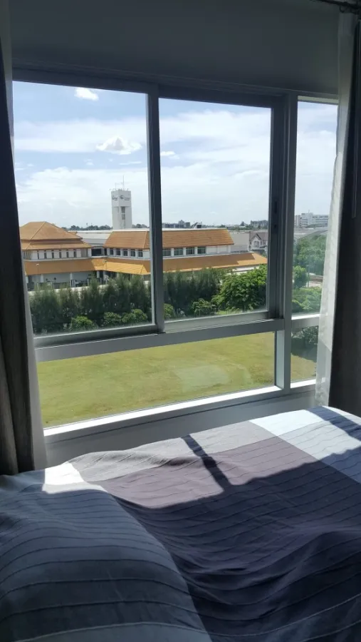 For rent: Hallmark Chaengwattana, garden view room, divided into nice proportions. Complete amenities here in one place.