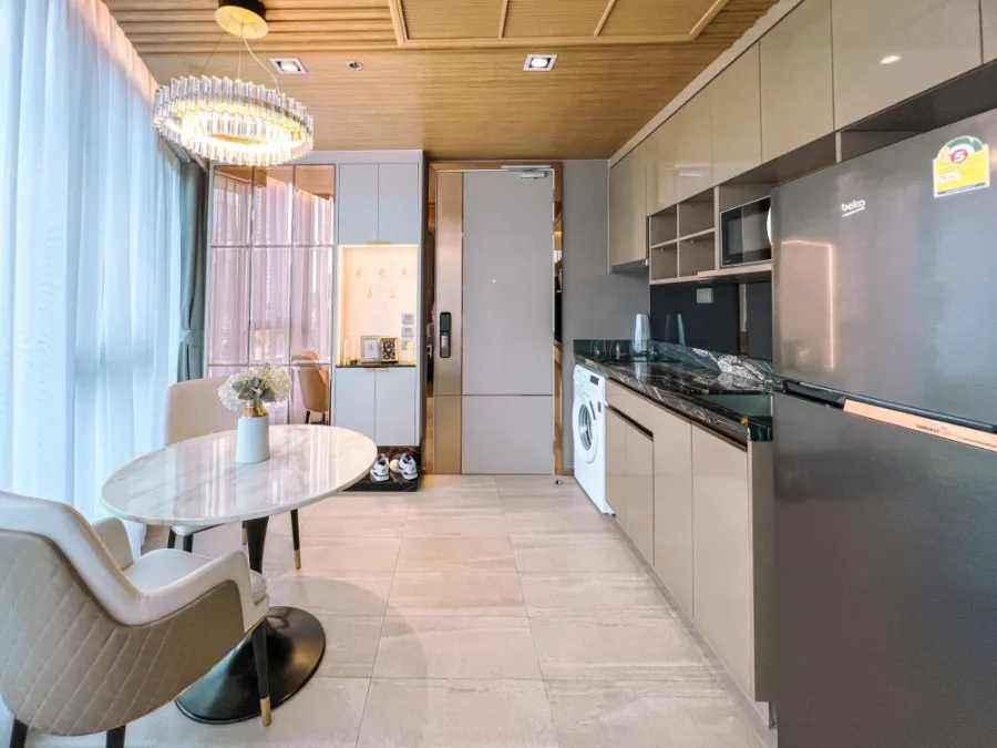 ขาย ให้เช่า Ideo Q Sukhumvit 36 ห้องตกแต่ง Style LUXURY สวย เฟอร์ Buit-In อย่างดีทุกชิ้น จองเลย