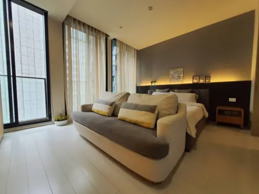 For rent!! Noble Ploenchit Condo, in the heart of Ploenchit City, good location, convenient transportation, ready to move in. Hurry up and book now!! images