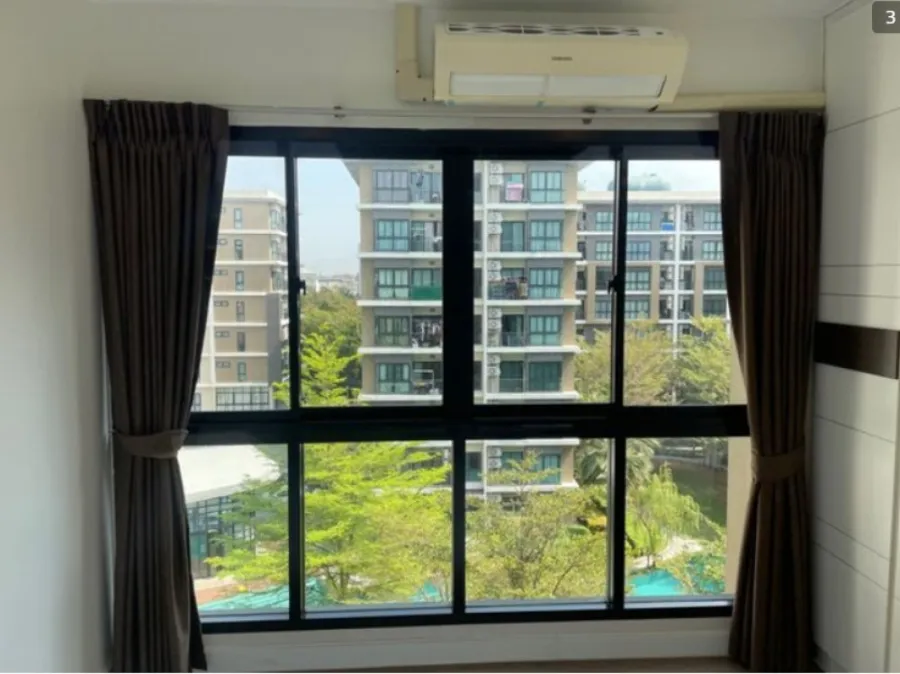 ห้องปังมาก ชั้น4 ได้วิวสระสวยๆ เครื่องใช้ไฟฟ้าครบ แถมราคาดี ต้องจองที่ ฮอลล์มาร์ค งามวงศ์วาน ให้เช่า