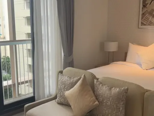 For rent: Park 24 Origin Phrom Phong, fully furnished, simple but good-looking, just bring your own luggage and move in.