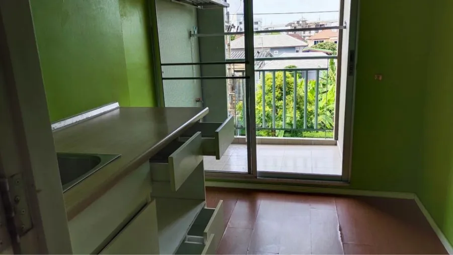 ขาย ลุมพินี คอนโดทาวน์ รามอินทรา-ลาดปลาเค้า ห้องเปล่า ชั้น 3 วิวไม่บล็อค ราคาจับต้องได้ สนใจจองเลย
