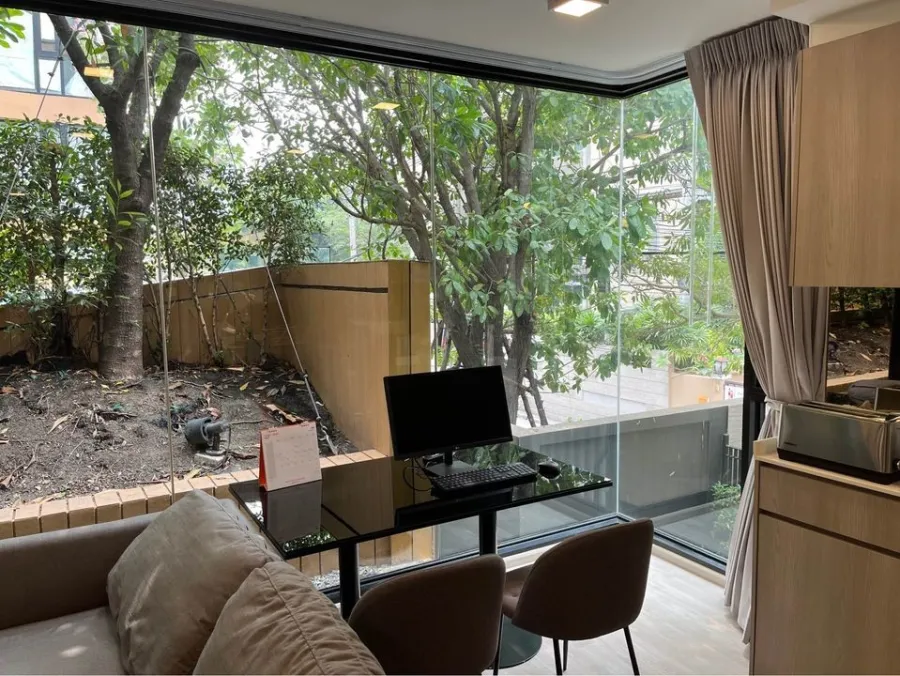 Sale Quintara Arte Sukhumvit 52, 2nd floor, spacious room with nice and stylish decoration. If you can't make a reservation, hurry up.