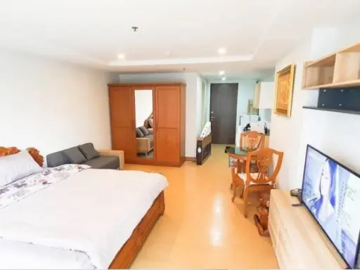 For rent, The Trendy Condominium, 9th floor, pool view, special price, near BTS, do not miss