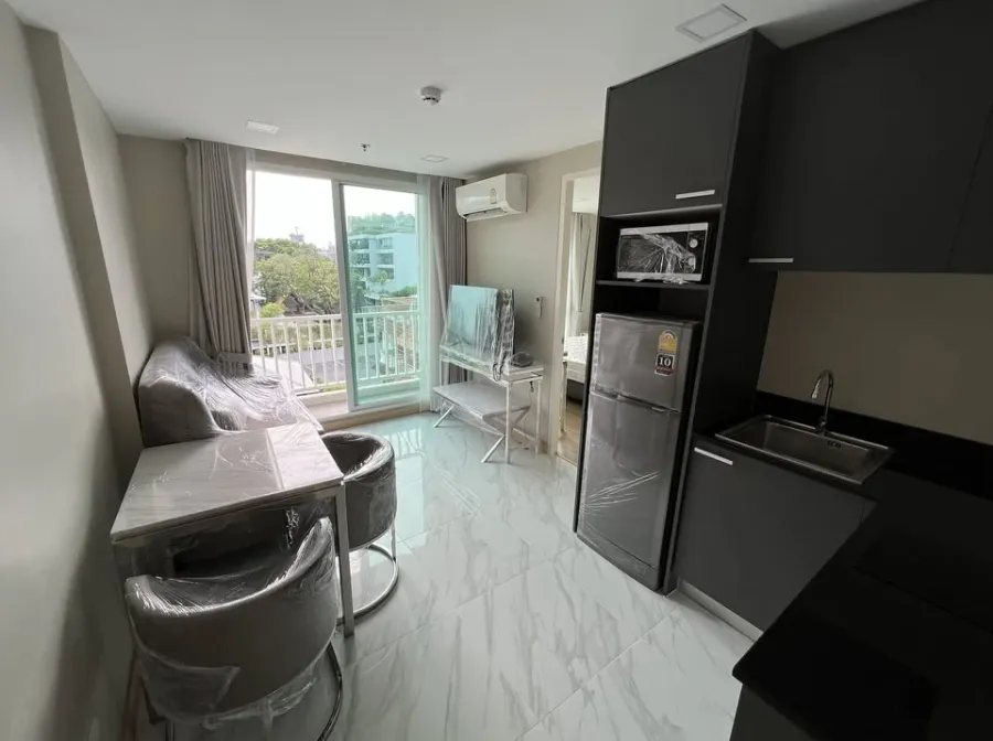 ให้เช่า Bless Residence Ekkamai ห้องมุม วิวโล่ง เห็นเส้นขอบฟ้า เฟอร์นิเจอร์ครบ พร้อมเข้าอยู่