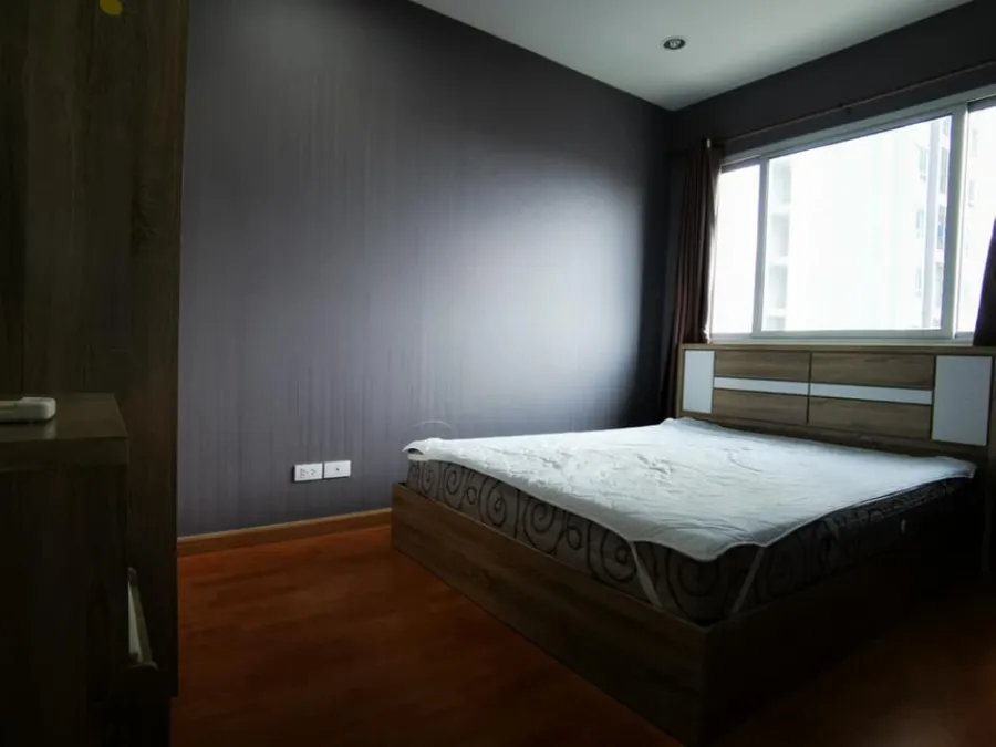 ให้เช่า ห้องขนาดใหญ่ที่ The President Sathorn-Ratchapruek phase2 พร้อมเฟอร์และเครื่องใช้ไฟฟ้า จองเลย