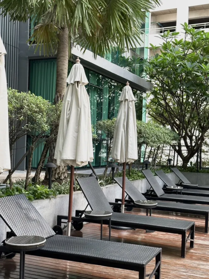 ขายด่วน!! คอนโด เดอะ รูม สุขุมวิท 21 ชั้น 20 ห้องสวย ราคาดี พร้อมเข้าอยู่ รีบจองก่อนหลุดมือ!!