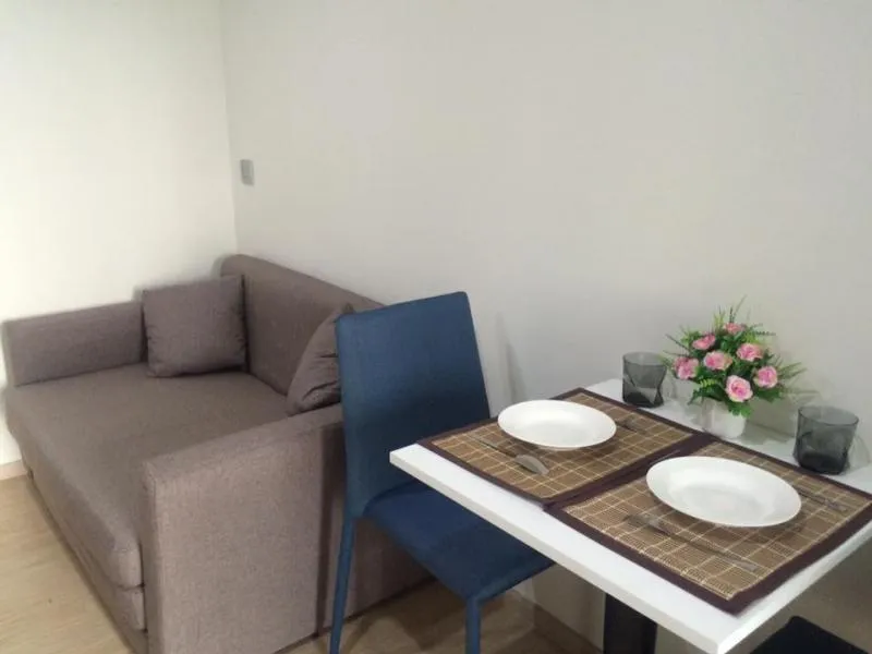 Wynn condo พหล 52 ให้เช่า ตึกB ชั้น61 ห้องนอน 28 ตรม. เฟอร์แน่นๆ แบบมาแค่ตัวเข้าอยู่ได้เลย